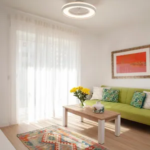 https://lovely-beachfront-apartment-in-calahonda.1costadelsol.com